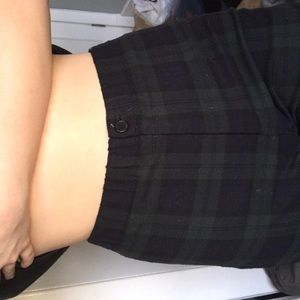 Green & black plaid pants:)